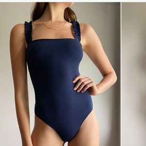 Aritzia bodysuit